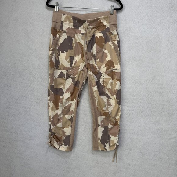 Indygena Pants Womens XS Camo Cropped Drawstring Outdoor Hiking Activewear - Picture 1 of 11